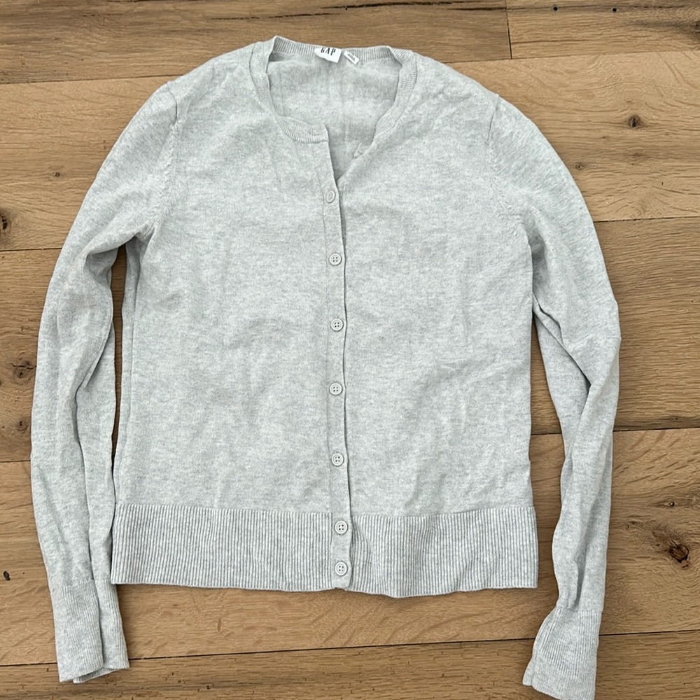 GAP Sweater